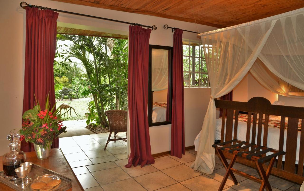 Kasane Self Catering Hotel Екстериор снимка